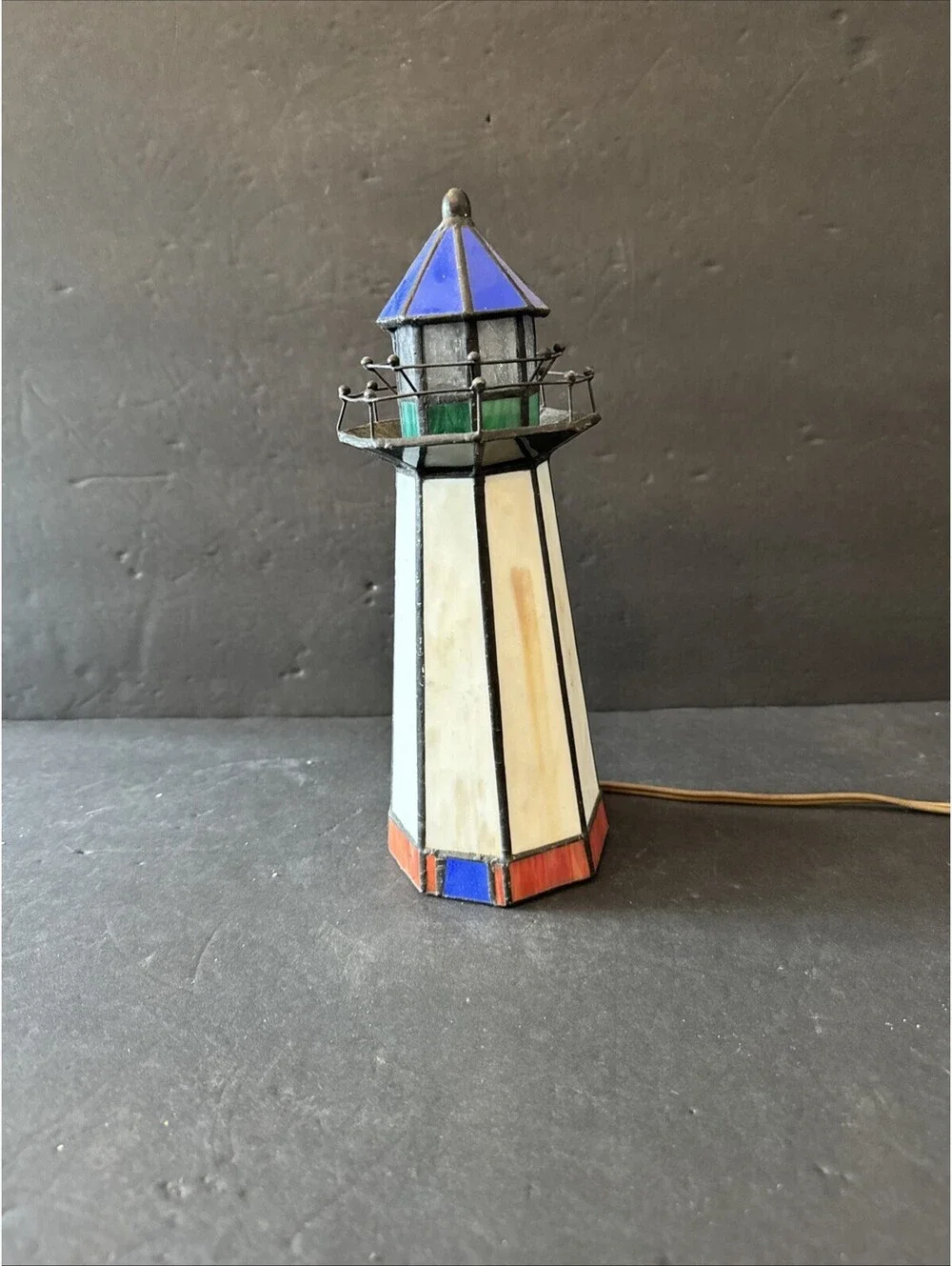 Tiffany-Style Stained Glass Lighthouse 10” H Nautical Beach Nite Light Lamp